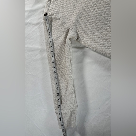 Goodfellow & Co Men's 1/4 Front Snap Quilted Sweatshirt. Sz small - Picture 6 of 6